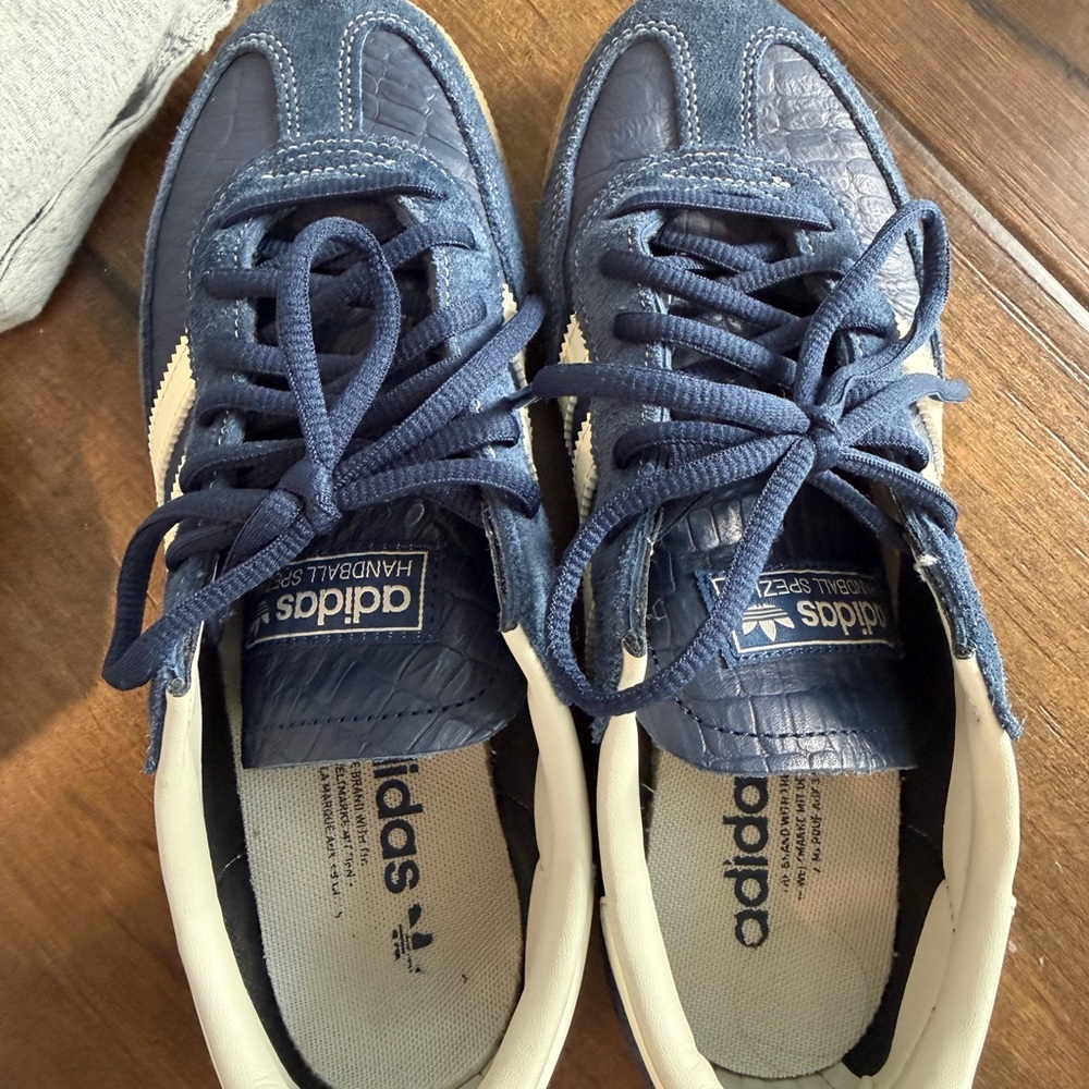 HANDBALL SPEZIAL SHOES Night Indigo / Cream White / Gum - Picture 9 of 13